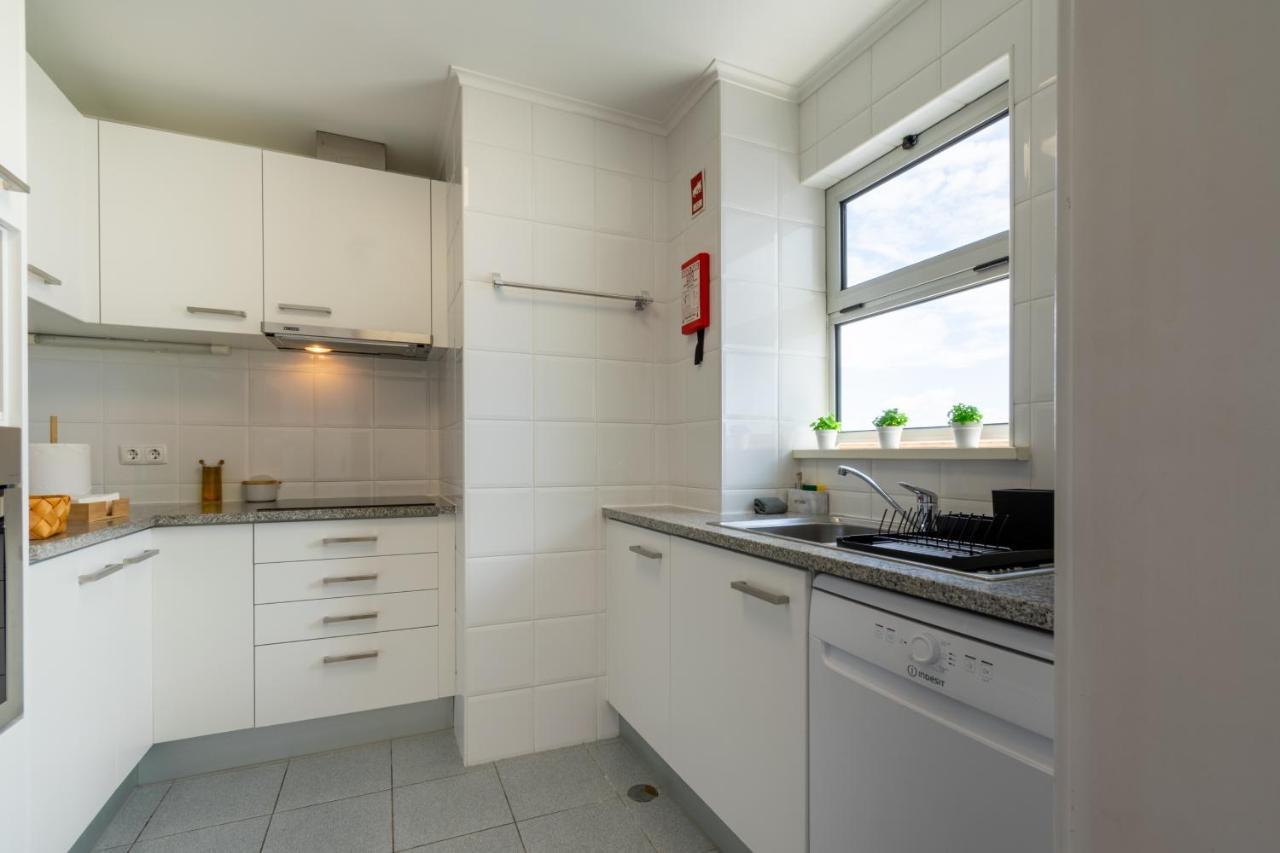 Atlantic Penthouse - City, Montain & Ocean - Free Parking Понта-Делгада Экстерьер фото